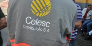 Fim da greve: Celesc faz força-tarefa para colocar em dia serviço atrasado