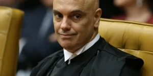 Moraes autoriza visitas para festa de 15 anos da filha de Bolsonaro