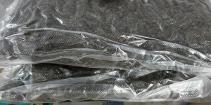 Ação da PRF na BR-280 resulta em apreensão de “supermaconha” escondida em compartimento falso de mala