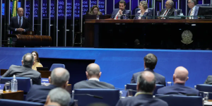 Fim da escala 6×1: Senado discute redução da jornada e dois dias de descanso por semana