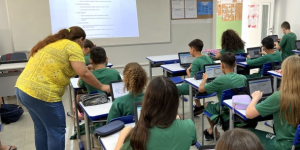 Câmara de Jaraguá do Sul debate valorização dos professores e desafios da educação