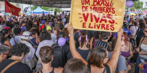 Violência muda rotina e escolhas de 98% das mulheres brasileiras