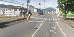 Manutenção na rede de esgoto altera trânsito no bairro Barra do Rio Cerro neste sábado