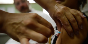 Ministério da Saúde amplia recomendação da vacina contra o HPV para crianças vítimas de violência sexual