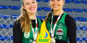 Dupla de Jaraguá do Sul é convocada para representar o Brasil em mundial de vôlei de praia sub-18