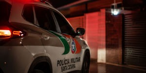 Homem é preso após invadir residência e ameaçar ex-companheira em Jaraguá do Sul