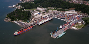 Nova tarifa dos EUA atinge US$ 12,4 bilhões em exportações brasileiras e amplia impacto sobre a indústria