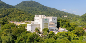 Amvali debate ampliação da rede hospitalar e alerta para déficit de leitos na região