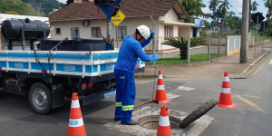 Samae reforça importância da preservação dos cones de sinalização em Jaraguá do Sul