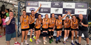 Equipe de basquete de Jaraguá do Sul sobe ao pódio em competição nacional