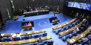 Senado deve analisar com mais calma PEC que acaba com a escala 6×1, afirma Alcolumbre