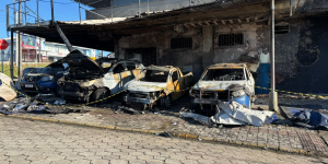 Incêndio criminoso destrói viaturas e atinge sede da Secretaria de Segurança Pública de Araquari
