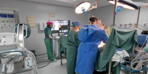 Santa Catarina recebe novos equipamentos para ampliar oferta de cirurgias no SUS