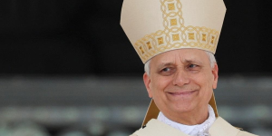 Papa Leão XIV completa um ano de pontificado marcado por defesa da paz e posicionamentos firmes