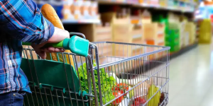 Cesta básica e combustíveis pesam no bolso dos consumidores em Jaraguá do Sul