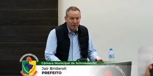 Prefeito de Schroeder vai ser investigado na Câmara de Vereadores