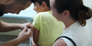 Algumas unidades de saúde de Jaraguá do Sul abrem neste sábado (16) para vacinação contra a dengue