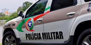 Mulher invade casa e se recusa a sair em Jaraguá do Sul